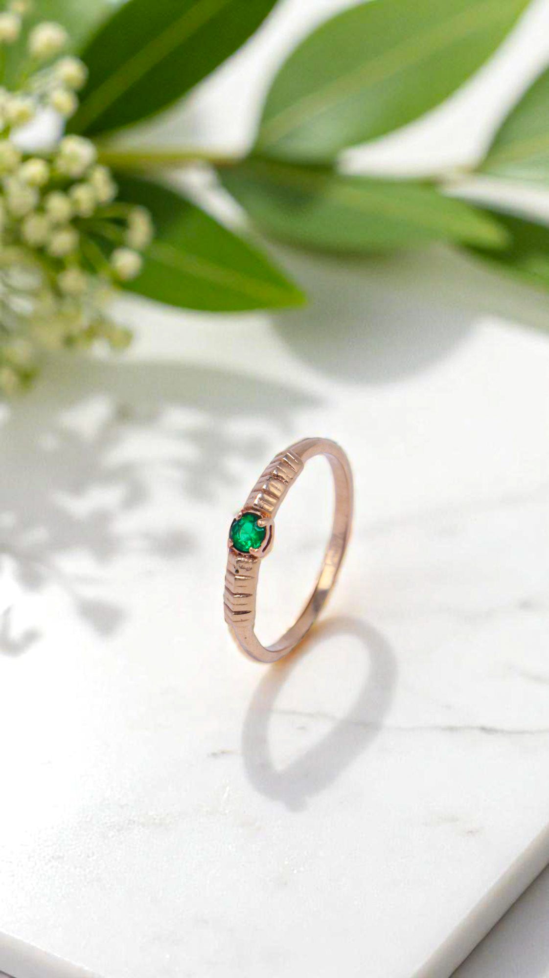 ANILLO CIRCON VERDE / 2GR